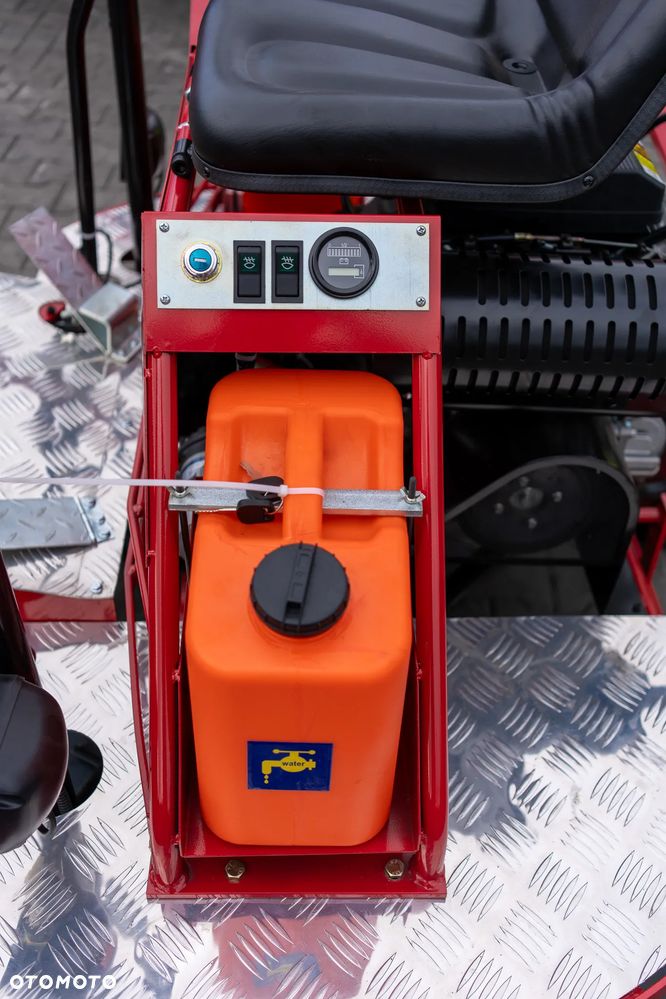 Kingway zacieraczka do betonu podwójna samojezdna  silnik HONDA/LONCIN - 4