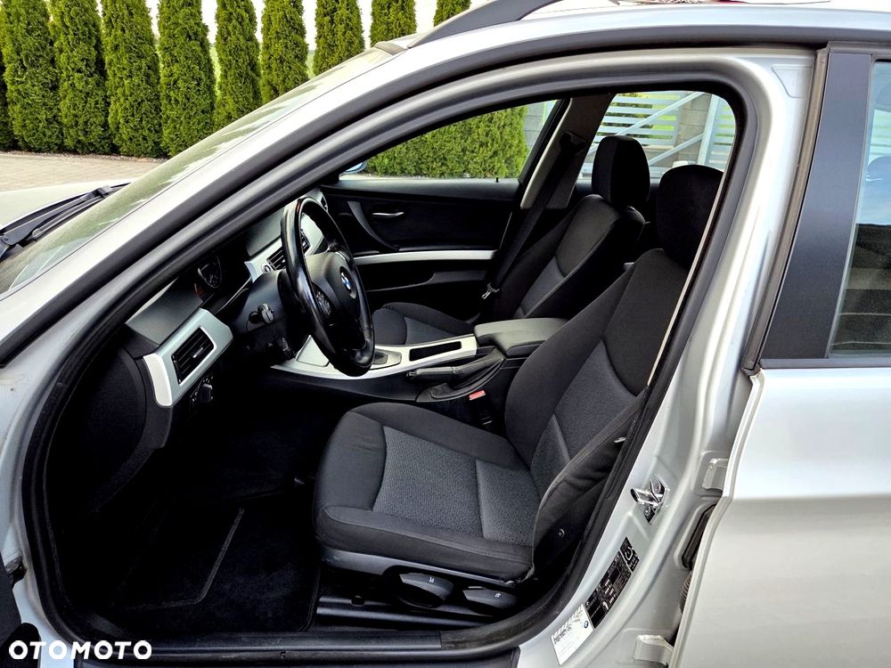 BMW Seria 3 - 14