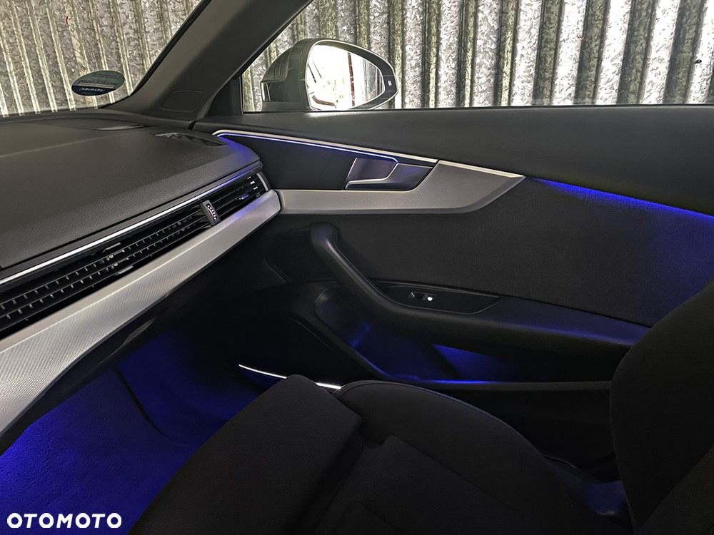 Audi A4 Limousine 1.4 TFSI S tronic sport - 31