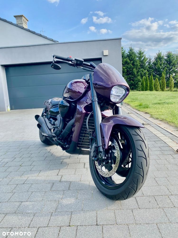 Suzuki Boulevard - 2