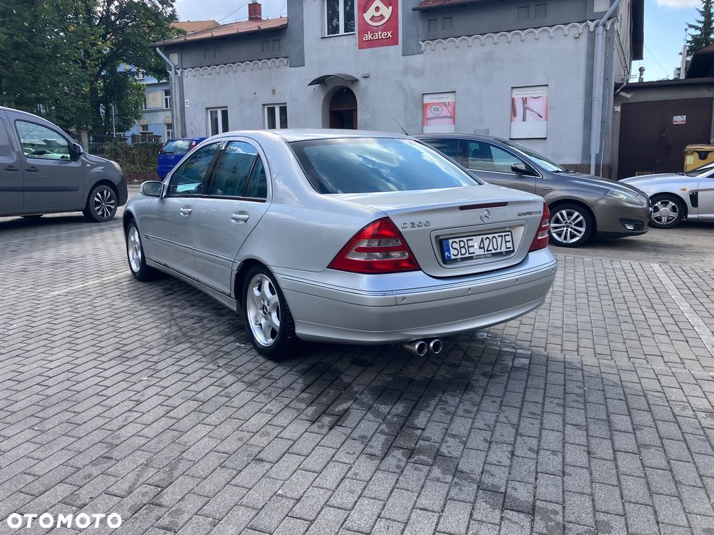 Mercedes-Benz Klasa C 320 T Avantgarde - 6