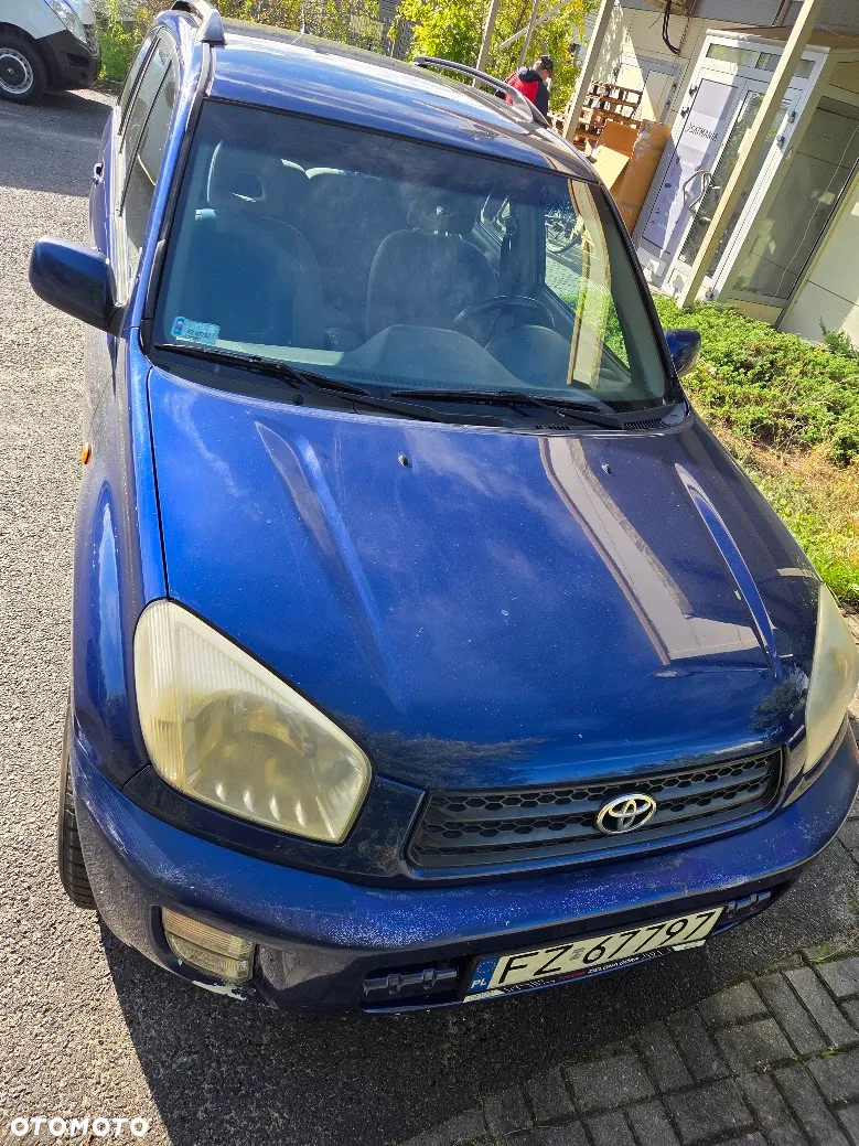 Toyota RAV4 1.8 VVT-i 4x2 - 7