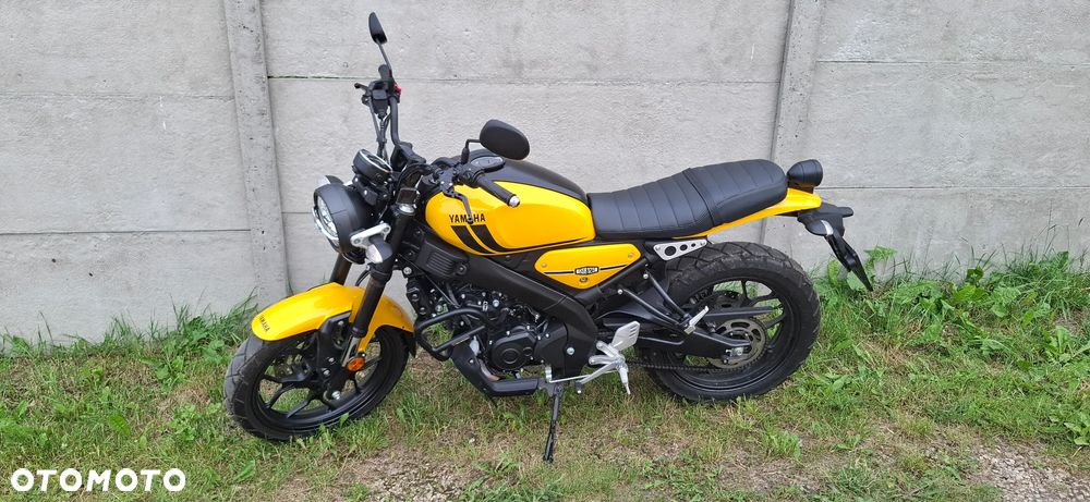 Yamaha XSR - 7