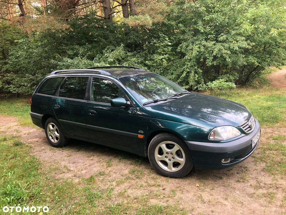 Toyota Avensis 2.0 D-4D Sol - 8