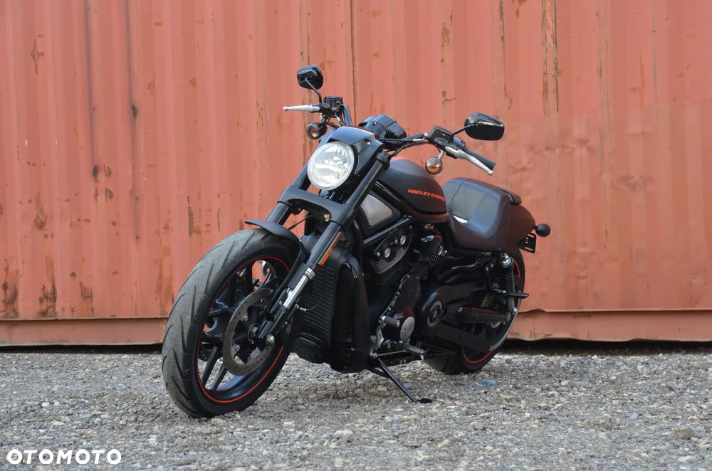 Harley-Davidson V-Rod Night Rod - 7