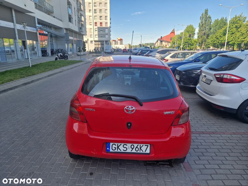 Toyota Yaris 1.0 Luna A/C - 5