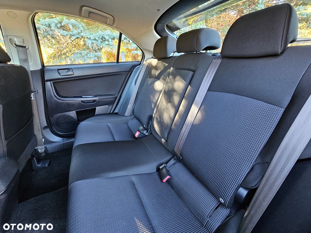 Mitsubishi Lancer 1.8 Instyle - 34