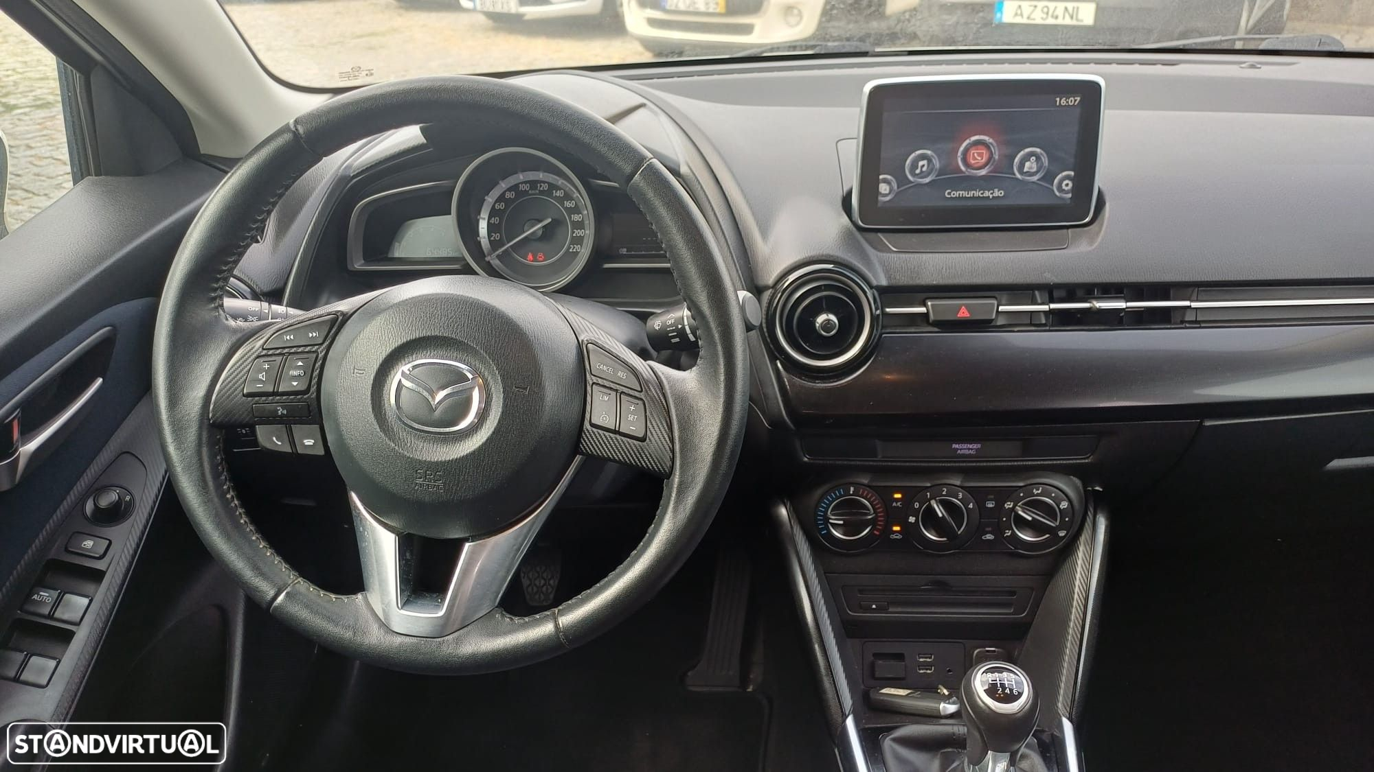 Mazda 2 1.5 Sky.Excellence - 13