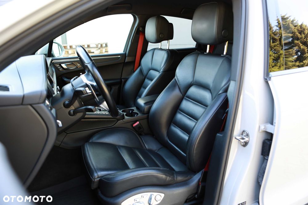 Porsche Macan - 9