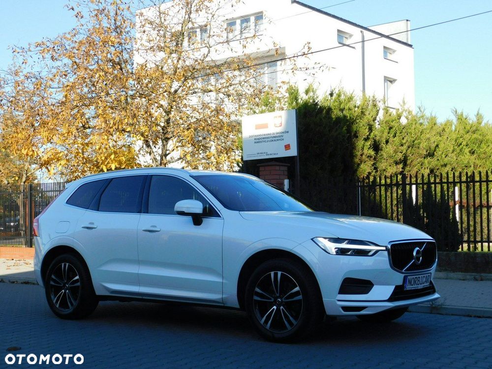 Volvo XC 60 D4 Momentum Pro - 3