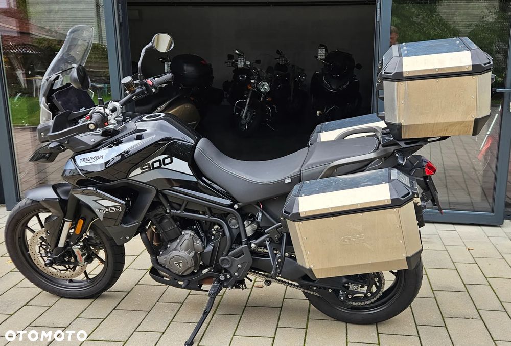 Triumph Tiger - 3