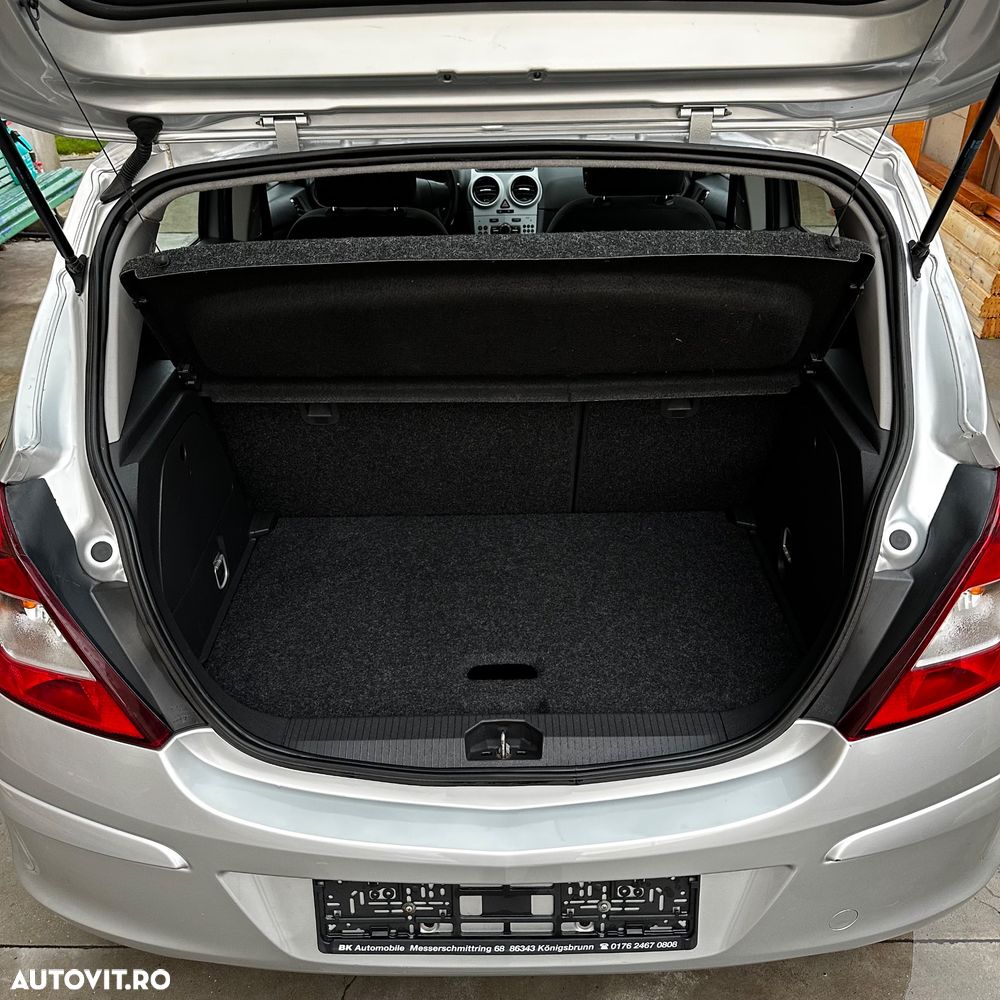 Opel Corsa 1.4 16V Automatik Edition - 12