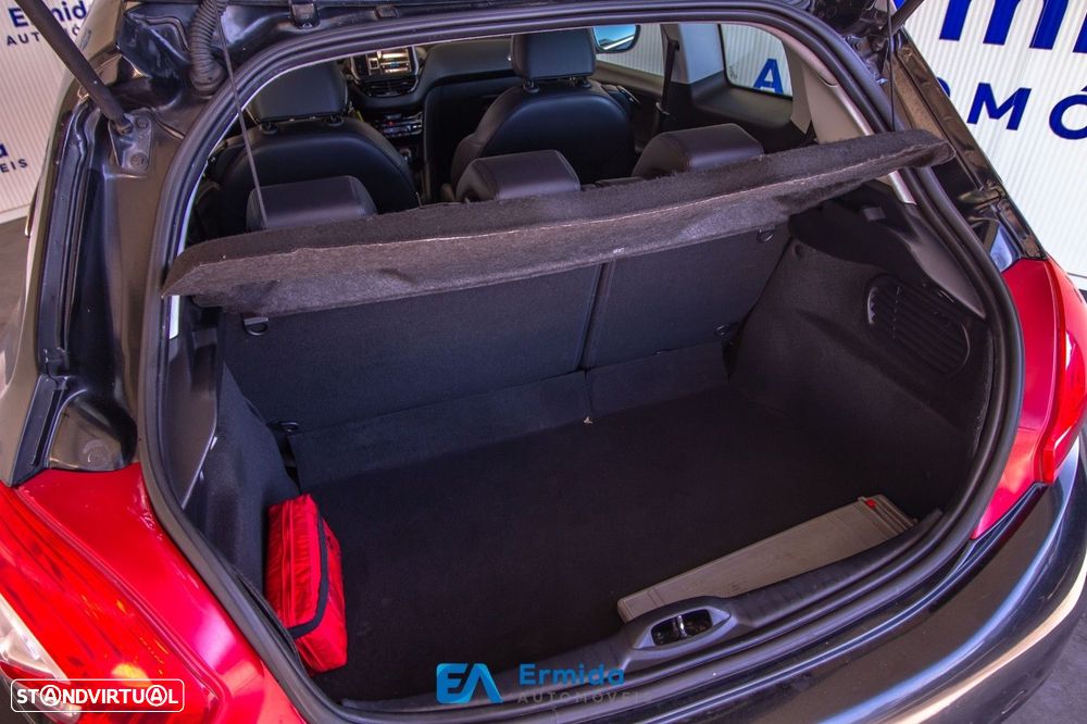 Peugeot 208 1.6 e-HDi Active - 50