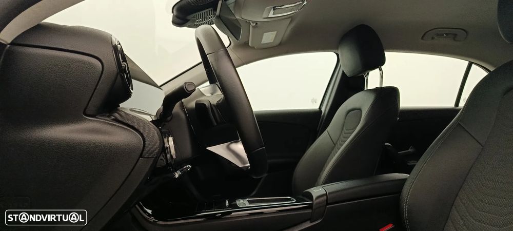 Mercedes-Benz A 200 Standard - 28