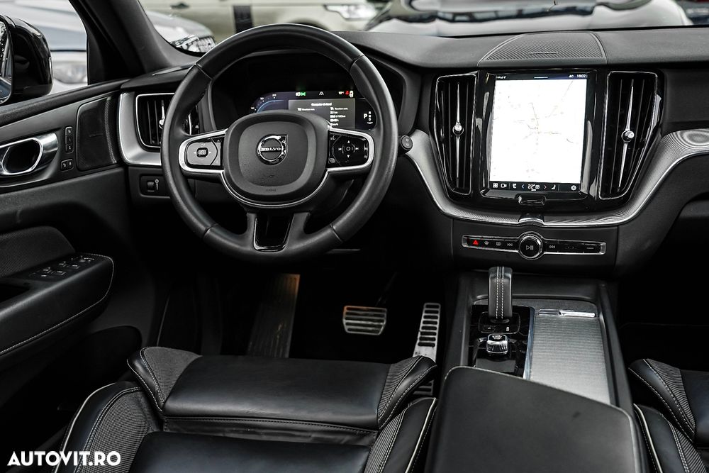 Volvo XC 60 B5 B AWD Ultimate Black Edition - 8