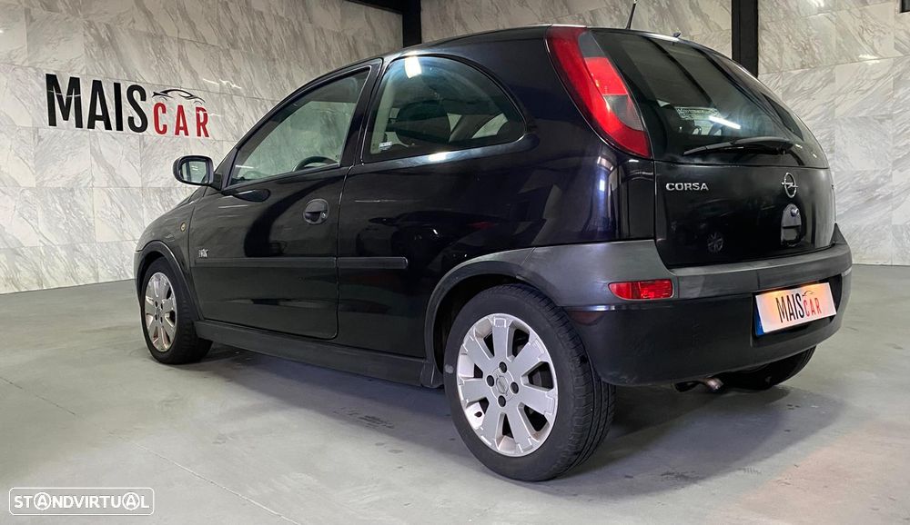 Opel Corsa 1.2 16V Confort - 4
