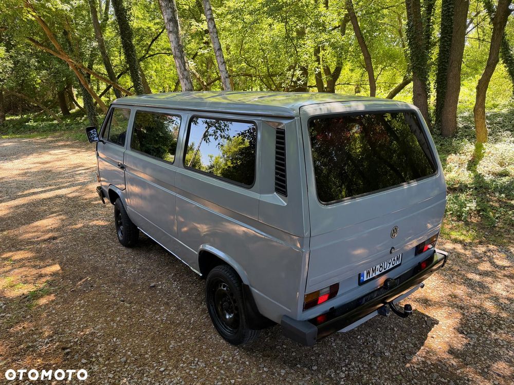 Volkswagen Transporter - 8