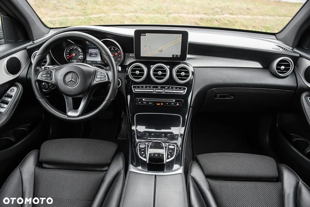 Mercedes-Benz GLC 350 e 4Matic 7G-TRONIC - 31