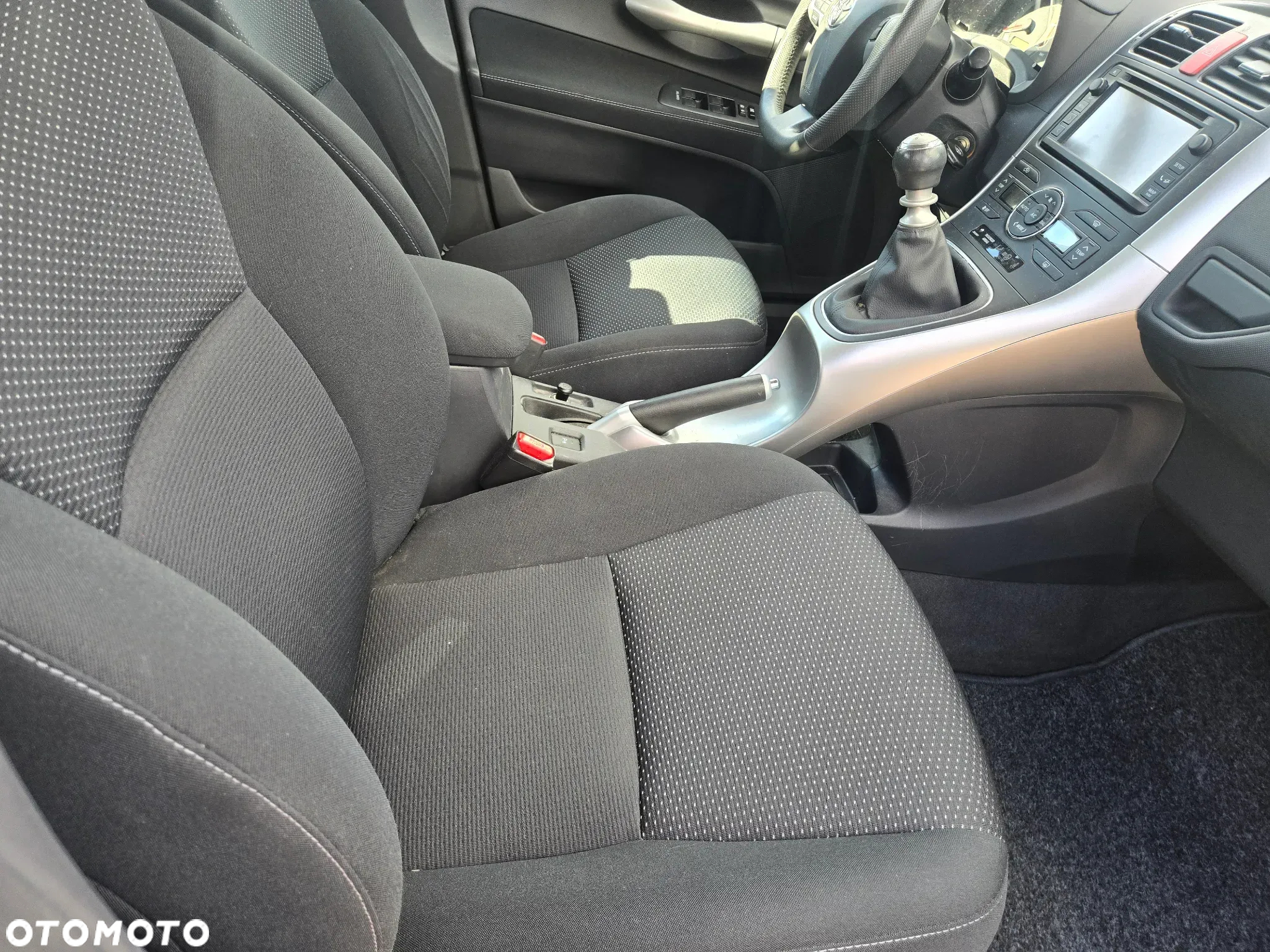 Toyota Auris 1.4 D-4D Comfort - 9