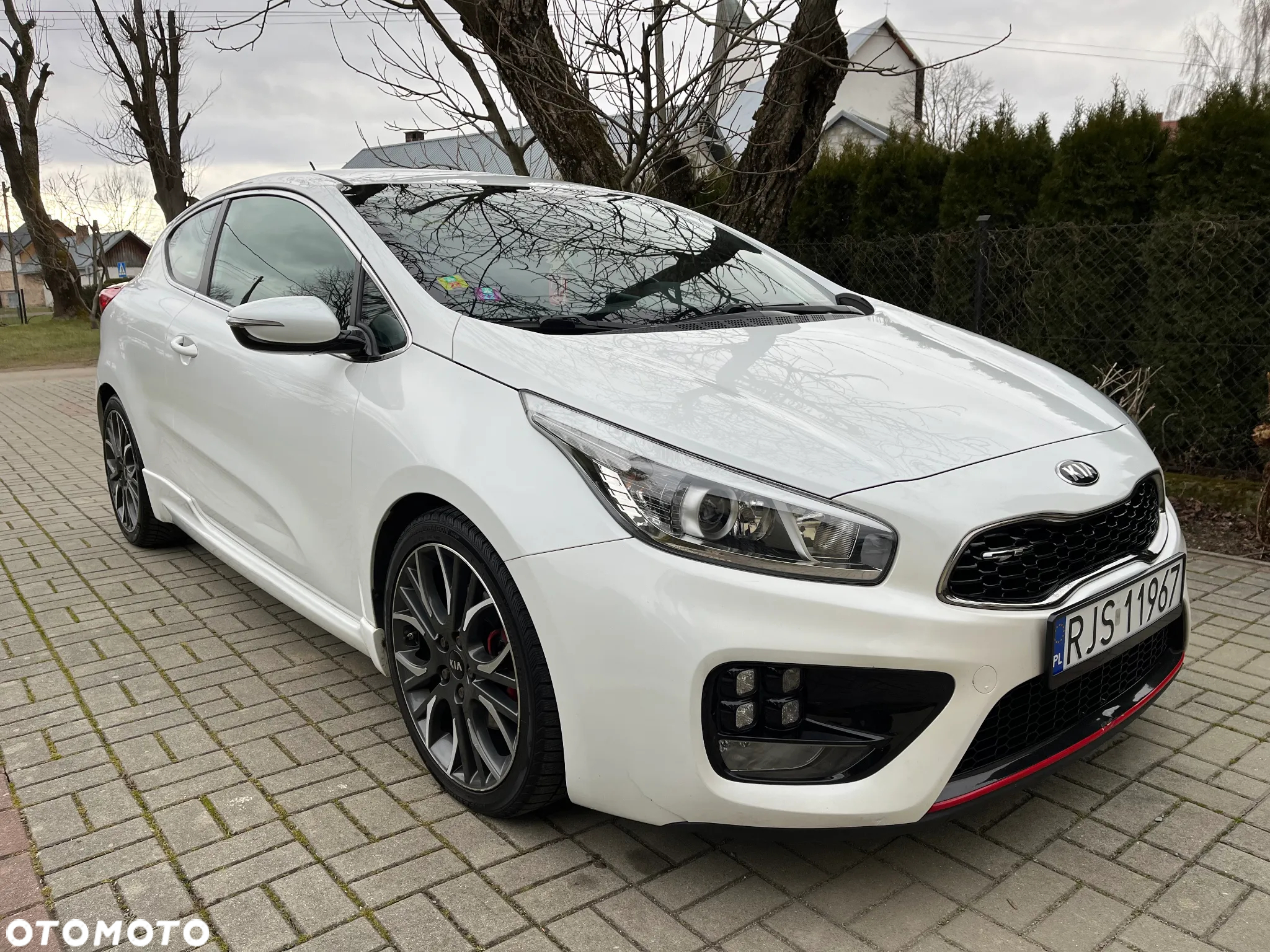 Kia Ceed 1.6 T-GDI GT - 3