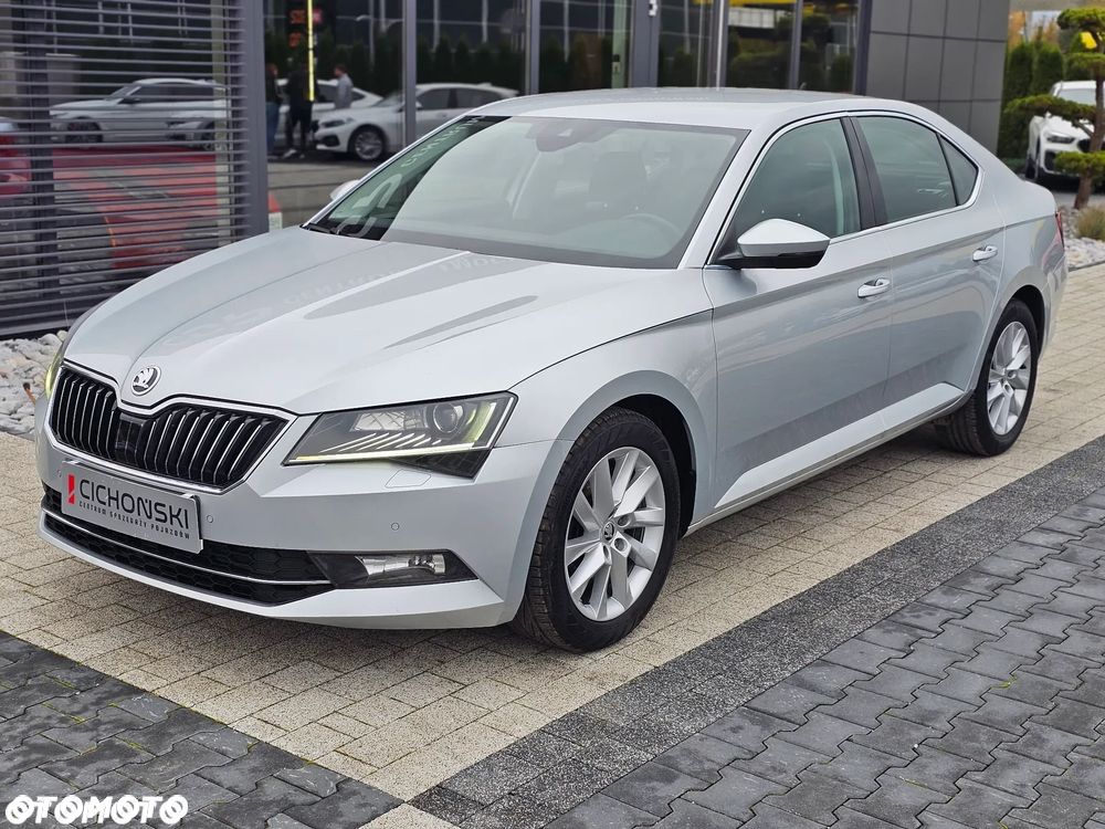 Skoda Superb 1.5 TSI Ambition - 40
