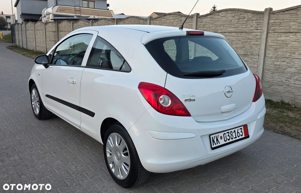 Opel Corsa - 11