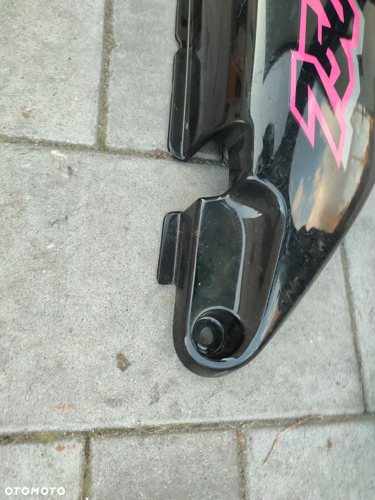 Owiewka, osłona, bok, boczek, zadupek, ogon Honda XRV 750 Africa Twin 750 - 2