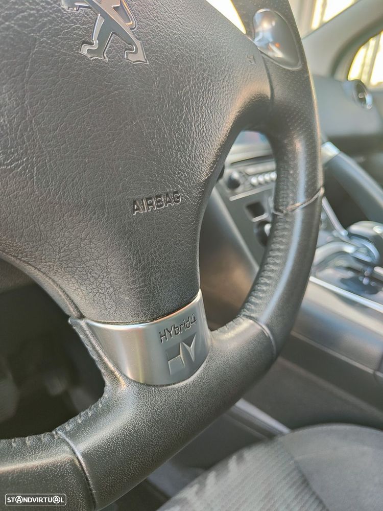 Peugeot 3008 2.0 HDi Hybrid4 - 44