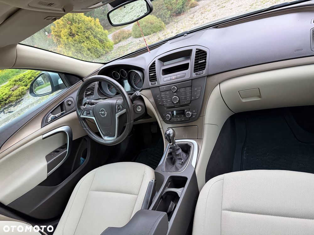 Opel Insignia 1.8 - 7