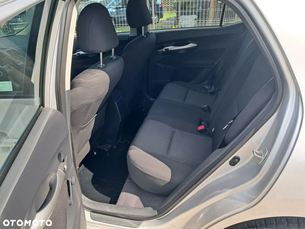 Toyota Auris 1.33 Dual-VVT-i Comfort - 18