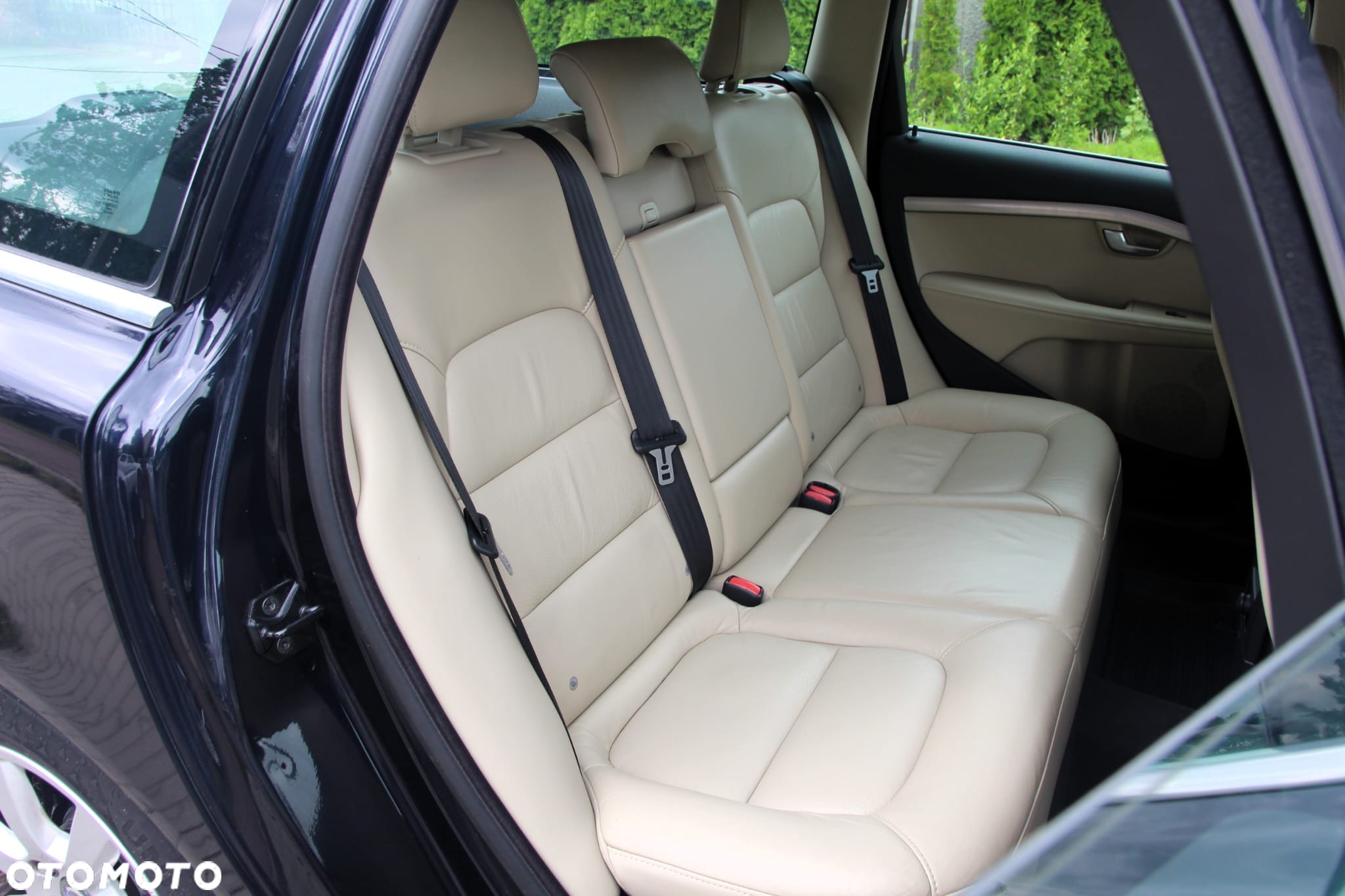 Volvo V70 1.6D DRIVe Momentum - 32