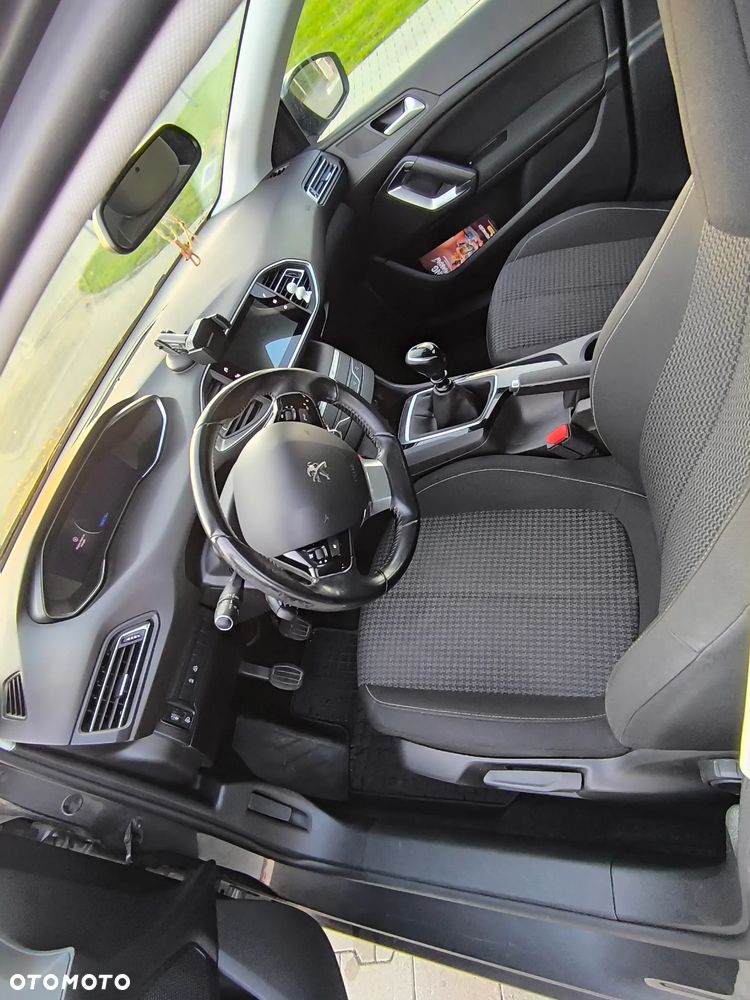 Peugeot 308 BlueHDi 130 Allure - 5