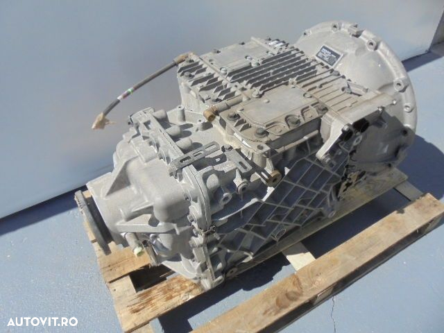 Cutii Viteze VOLVO AUTOMATA AT RECONDITIONATE - 4