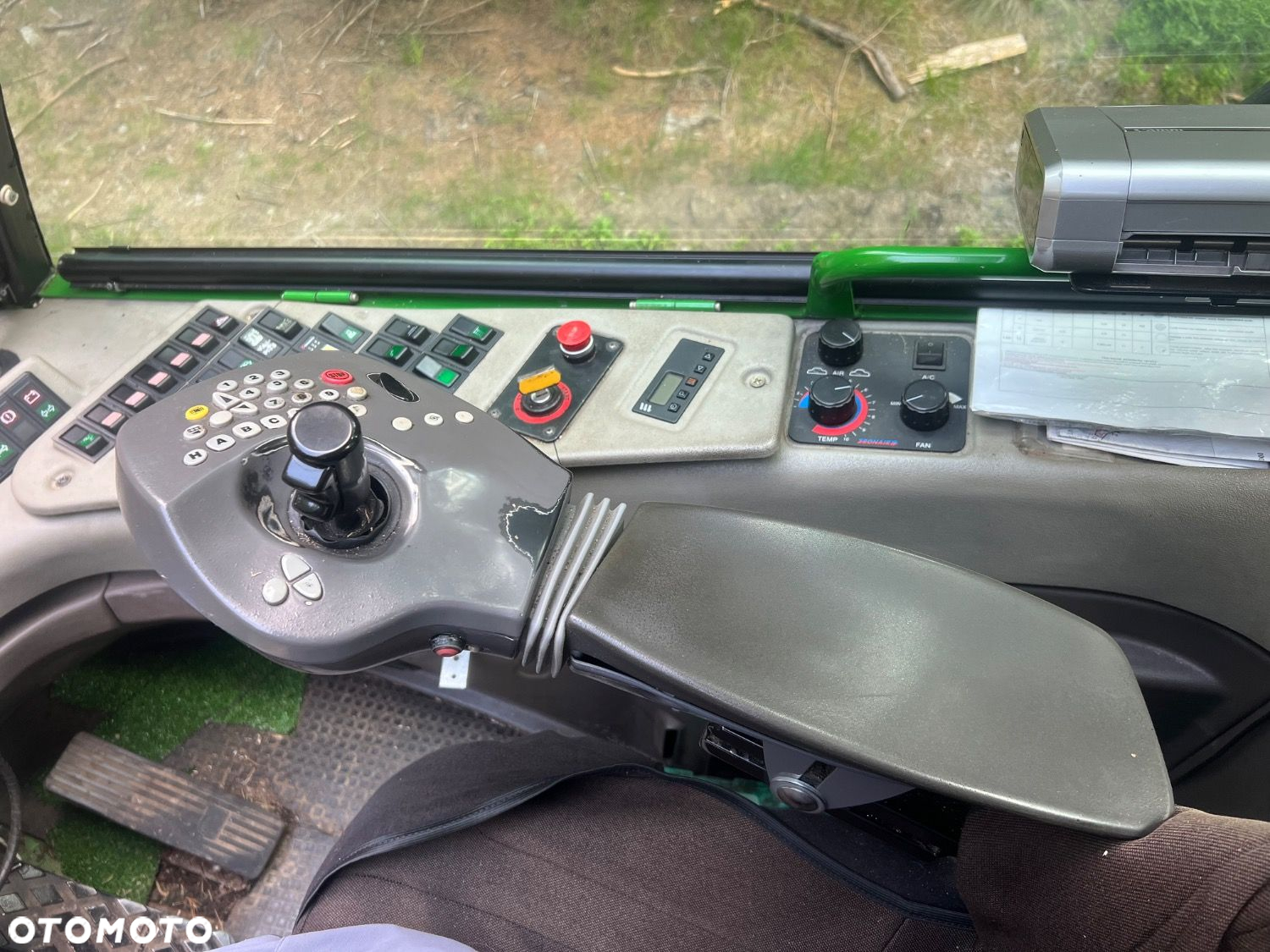 John Deere 1270D 6X6 - 16