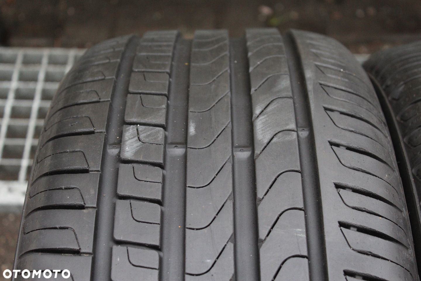 2x 235/50R19 PIRELLI SCORPION VERDE 100V 23r 8mm - 2