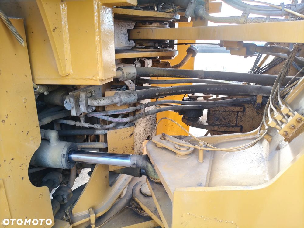 Caterpillar 980K - 24