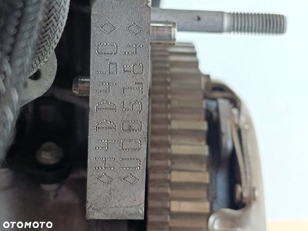 SILNIK RENAULT CLIO V H4DD460 1.6 E-TECH 140KM - 3