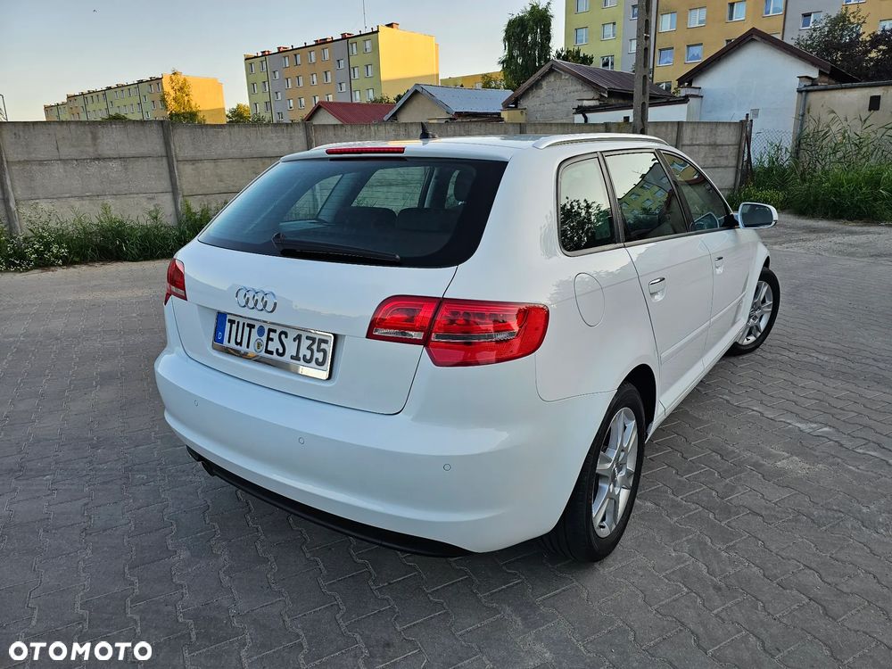 Audi A3 Sportback 1.6 TDI (clean diesel) S tronic S line Sportpaket - 6