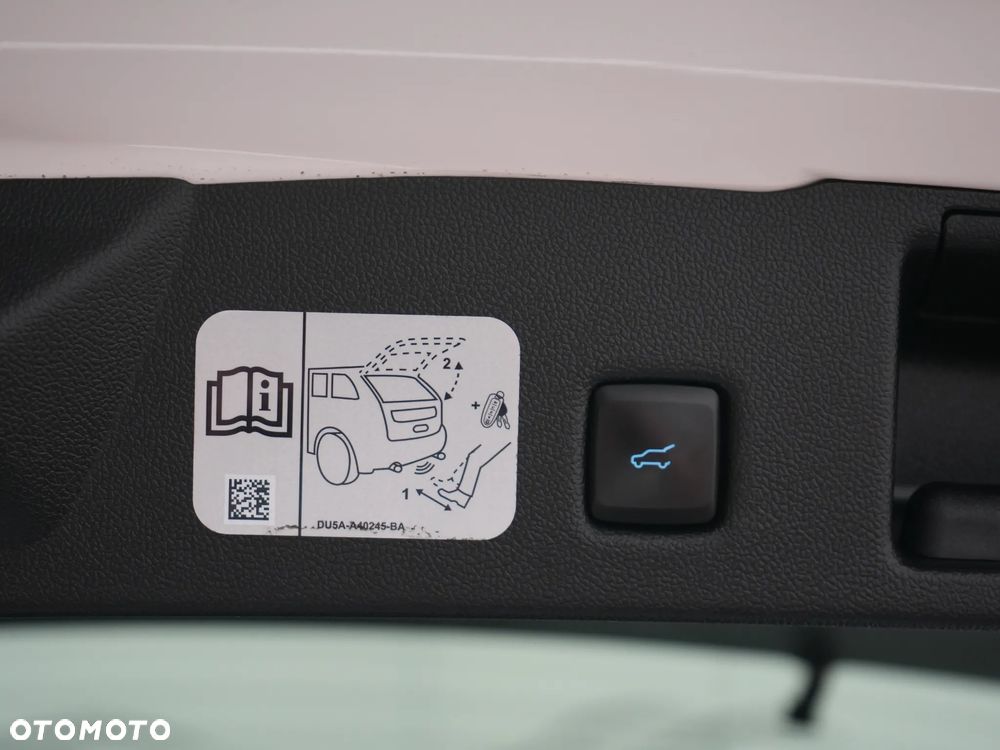 Ford Kuga 2.5P PHEV FWD Vignale - 35