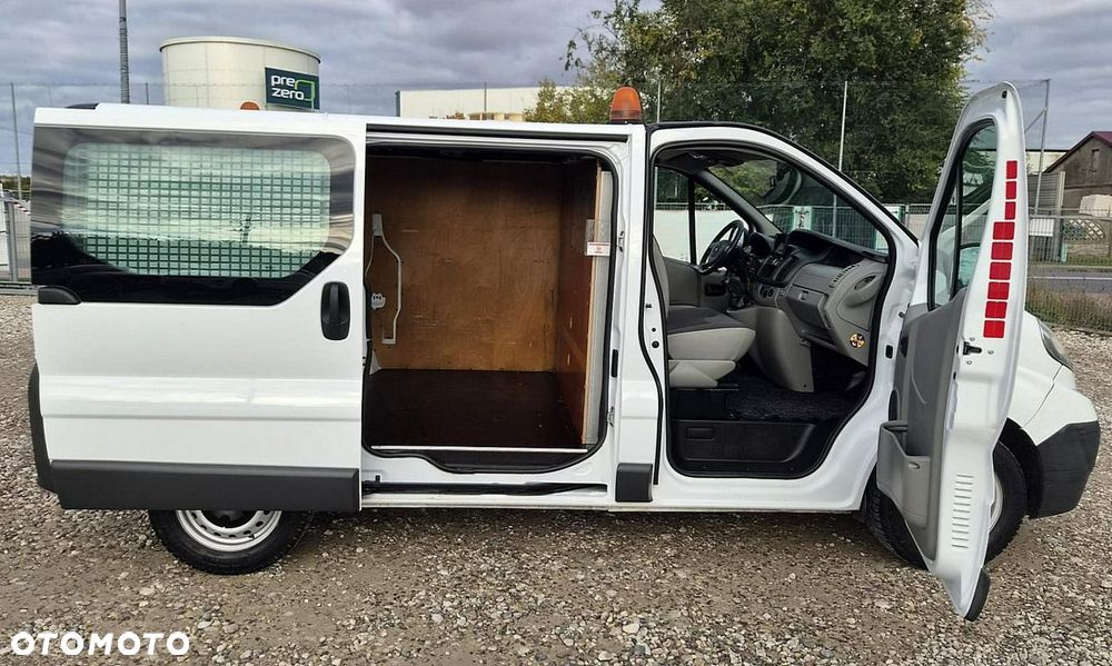 Opel Vivaro - 7