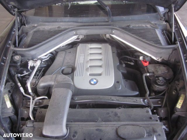 Dezmembrez BMW X 5 E 70 , an 2008 , 3.0 d , tip motor 306D3 - 6