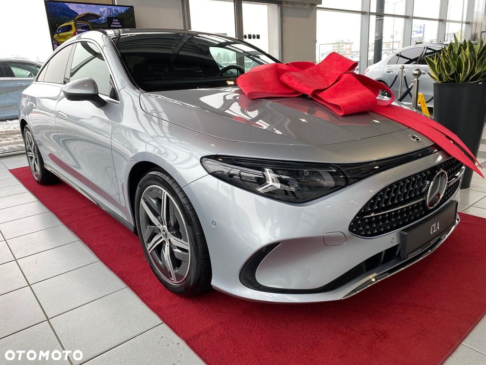 Mercedes-Benz CLA - 5