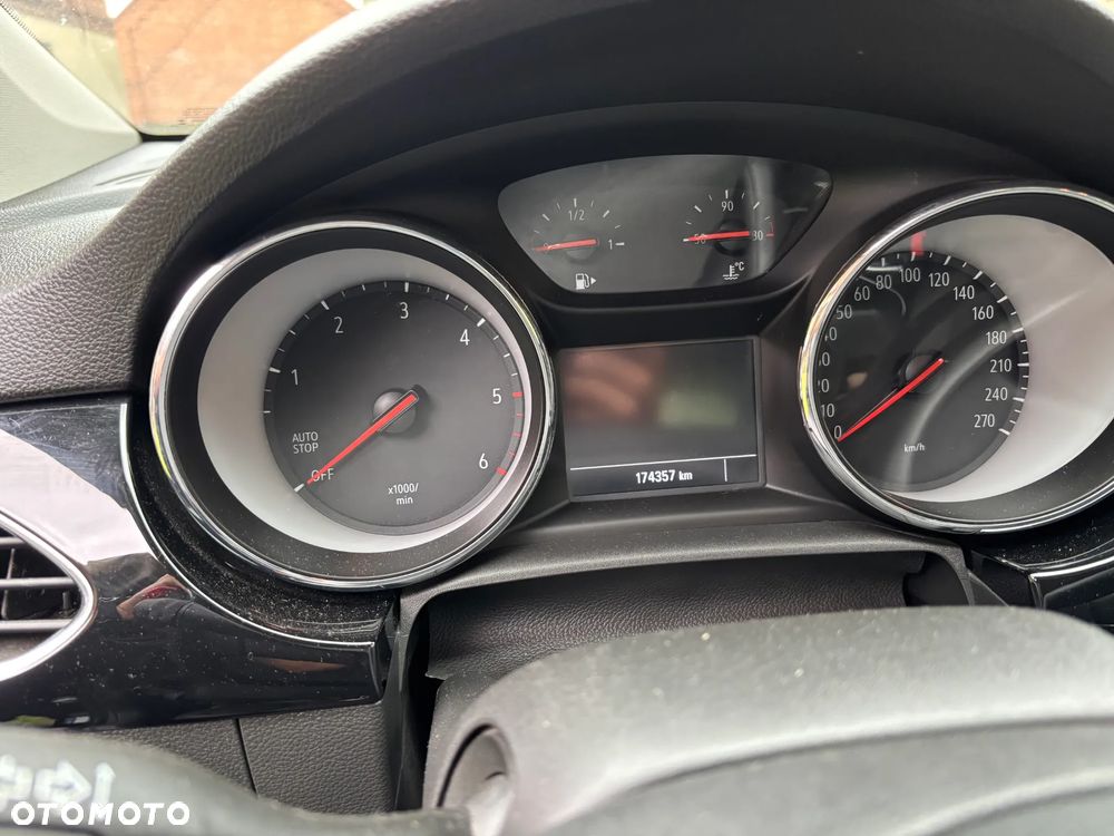 Opel Astra V 1.5 CDTI - 2