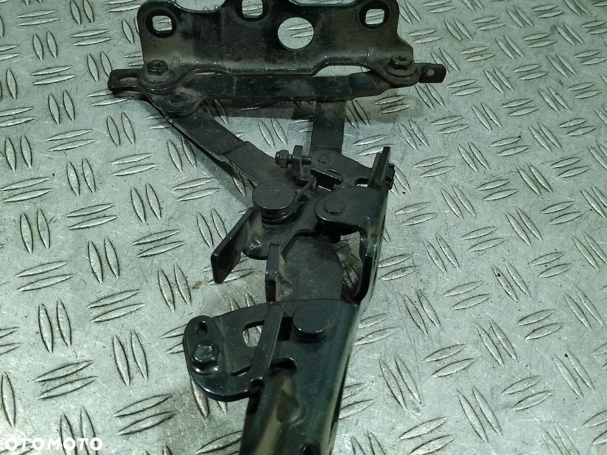 ZAWIAS MASKI PRAWY MAYBACH X222 A2228800228 - 3