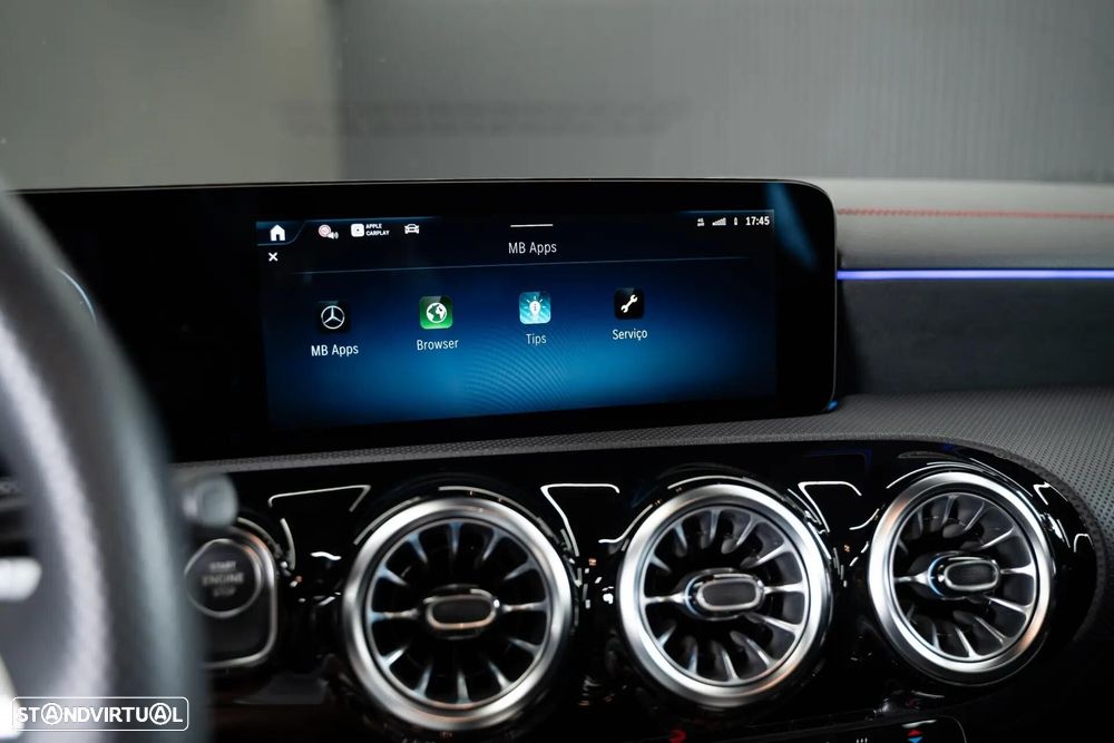 Mercedes-Benz CLA 250 e Shooting Brake AMG Line - 30