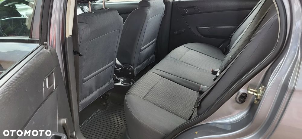 Chevrolet Aveo 1.2 16V Base+ / Classic+ - 9