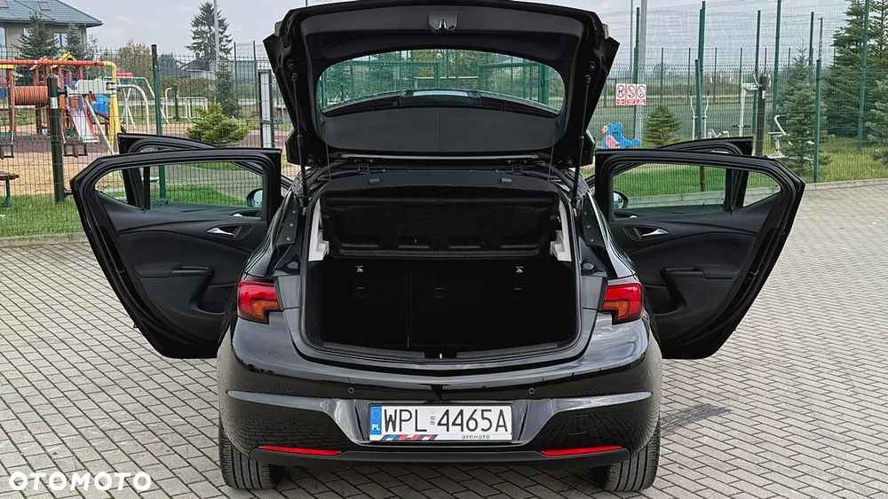 Opel Astra 1.4 Turbo Innovation - 24