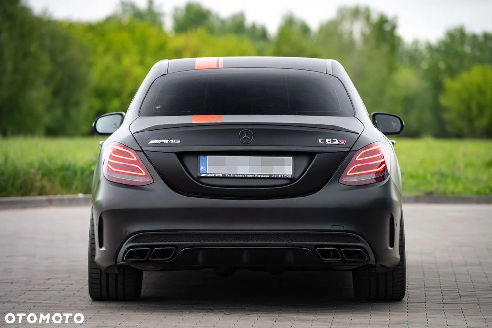Mercedes-Benz Klasa C AMG 63 S - 23