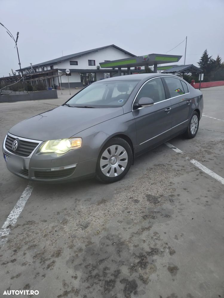 Volkswagen Passat - 2