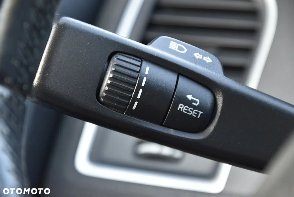 Volvo XC 60 - 29
